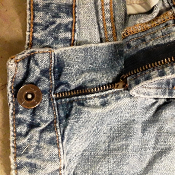 LEI Denim Shorts - Picture 5 of 6